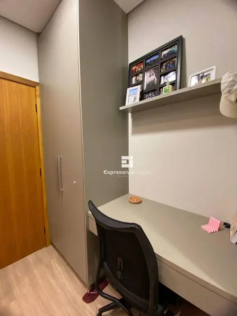 Foto 9 de Casa de Condomínio com 3 quartos à venda, 568m2 em Residencial Terras Nobres, Itatiba - SP