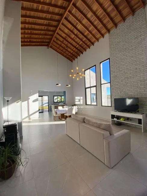 Foto 4 de Casa de Condomínio com 3 quartos à venda, 568m2 em Residencial Terras Nobres, Itatiba - SP