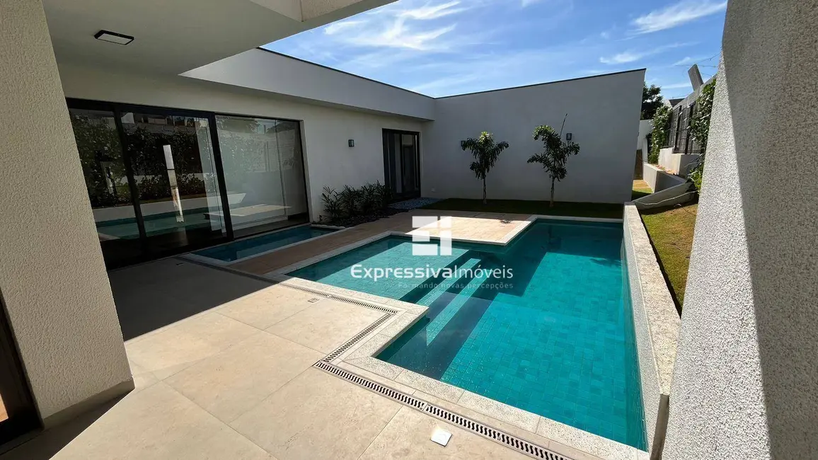 Foto 2 de Casa de Condomínio com 3 quartos à venda, 592m2 em Residencial Terras Nobres, Itatiba - SP