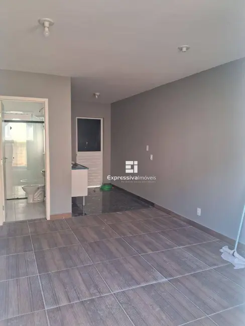 Foto 2 de Casa de Condomínio com 2 quartos à venda, 48m2 em Itatiba - SP