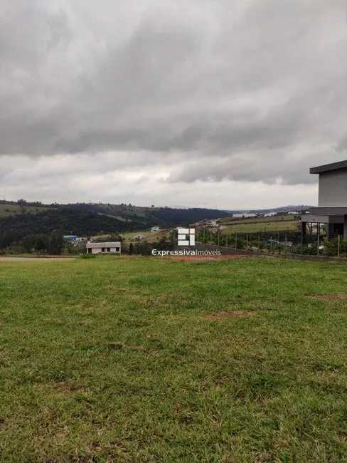 Foto 1 de Terreno / Lote à venda, 1395m2 em Bairro Itapema, Itatiba - SP