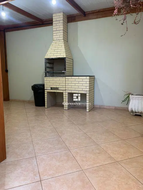 Foto 4 de Sobrado com 3 quartos à venda, 200m2 em Loteamento Fernando Momentel, Itatiba - SP