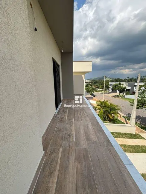 Foto 4 de Casa com 3 quartos à venda, 389m2 em Itatiba - SP