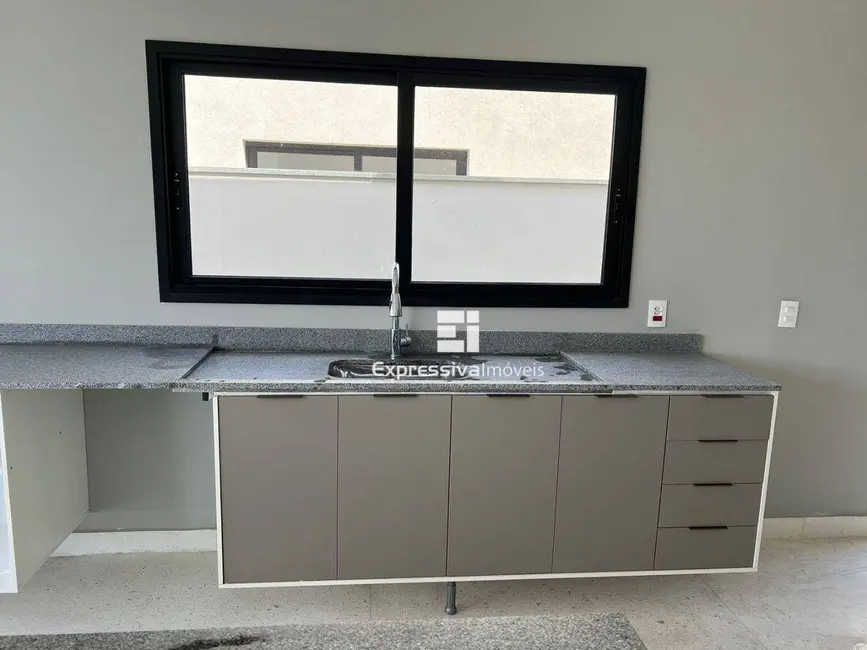 Foto 9 de Casa de Condomínio com 3 quartos à venda e para alugar, 407m2 em Itatiba - SP