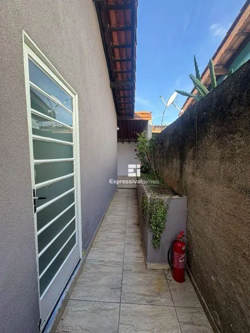 Foto 4 de Casa com 3 quartos à venda, 250m2 em Loteamento Itatiba Park, Itatiba - SP