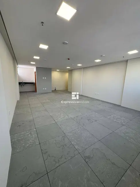 Foto 2 de Sala Comercial para alugar, 57m2 em Vila Brasileira, Itatiba - SP