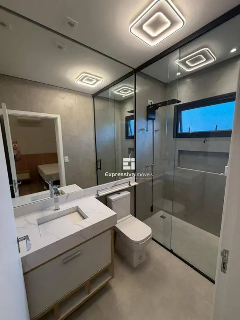 Foto 8 de Casa de Condomínio com 3 quartos à venda e para alugar, 384m2 em Itatiba - SP