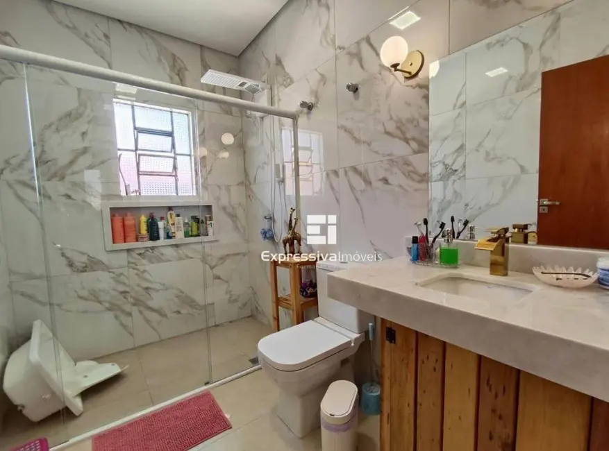 Foto 8 de Casa com 3 quartos à venda e para alugar, 300m2 em Centro, Itatiba - SP