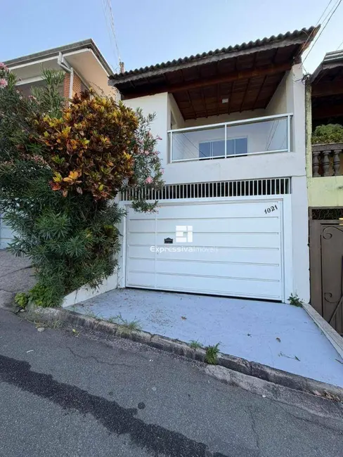 Foto 1 de Casa com 2 quartos à venda, 125m2 em Jardim Nice, Itatiba - SP