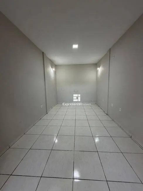 Foto 3 de Casa com 2 quartos à venda, 125m2 em Jardim Nice, Itatiba - SP