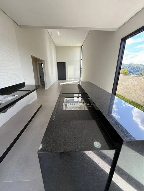 Foto 6 de Casa de Condomínio com 3 quartos à venda, 380m2 em Bairro Itapema, Itatiba - SP