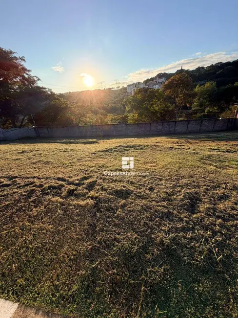 Foto 1 de Terreno / Lote à venda, 360m2 em Núcleo Residencial Porto Seguro, Itatiba - SP