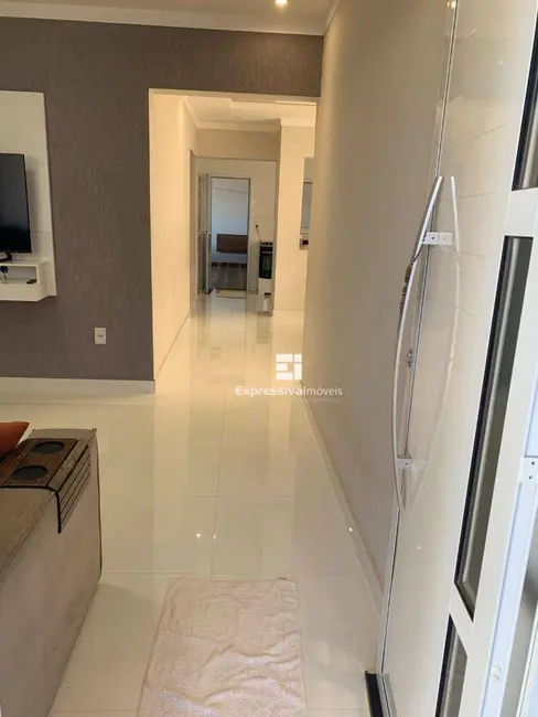 Foto 6 de Casa com 3 quartos à venda, 250m2 em Loteamento Residencial Central Park I, Itatiba - SP