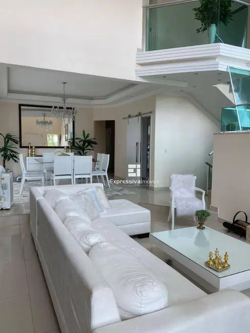 Foto 4 de Casa com 3 quartos à venda, 296m2 em Residencial Fazenda Serrinha, Itatiba - SP