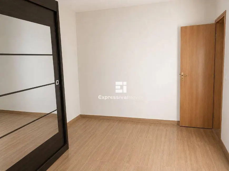 Foto 4 de Casa de Condomínio com 3 quartos para alugar, 500m2 em Itatiba - SP