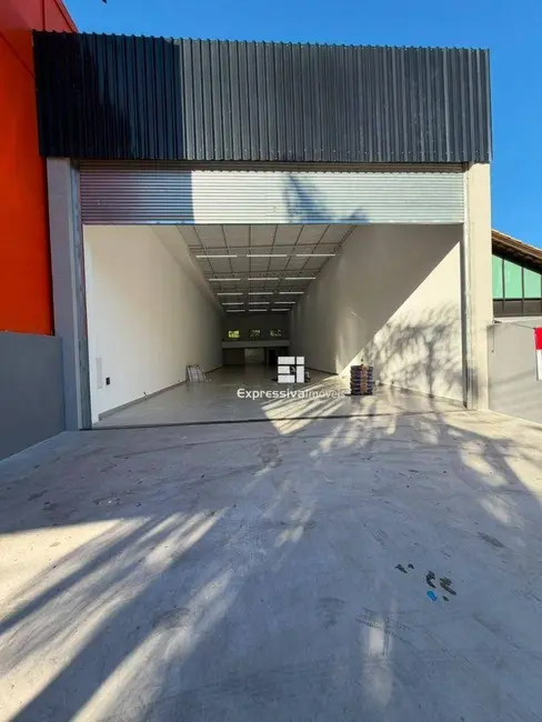 Armazém / Galpão para alugar, 440m2 em Jardim da Luz, Itatiba - SP - imagem 1 Foto 1 de Armazém / Galpão para alugar, 440m2 em Jardim da Luz, Itatiba - SP