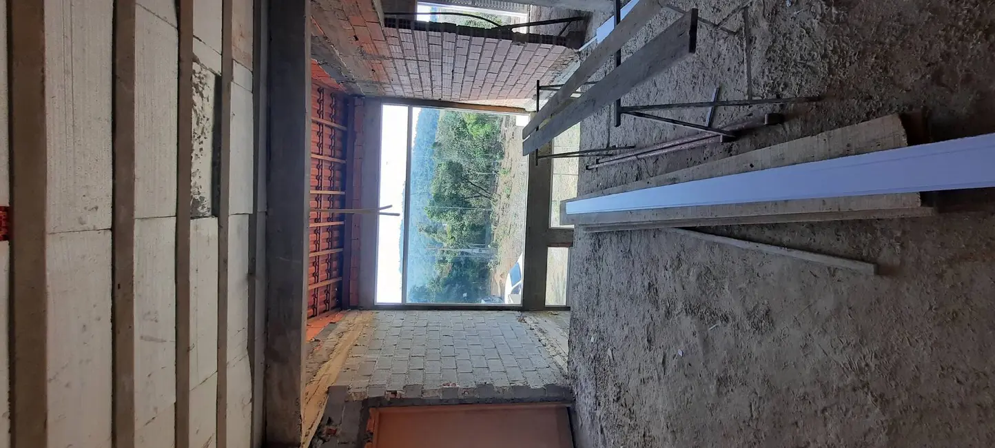 Chácara com 2 quartos à venda e para alugar, 1000m2 em Mairinque - SP - imagem 5 Foto 5 de Chácara com 2 quartos à venda e para alugar, 1000m2 em Mairinque - SP