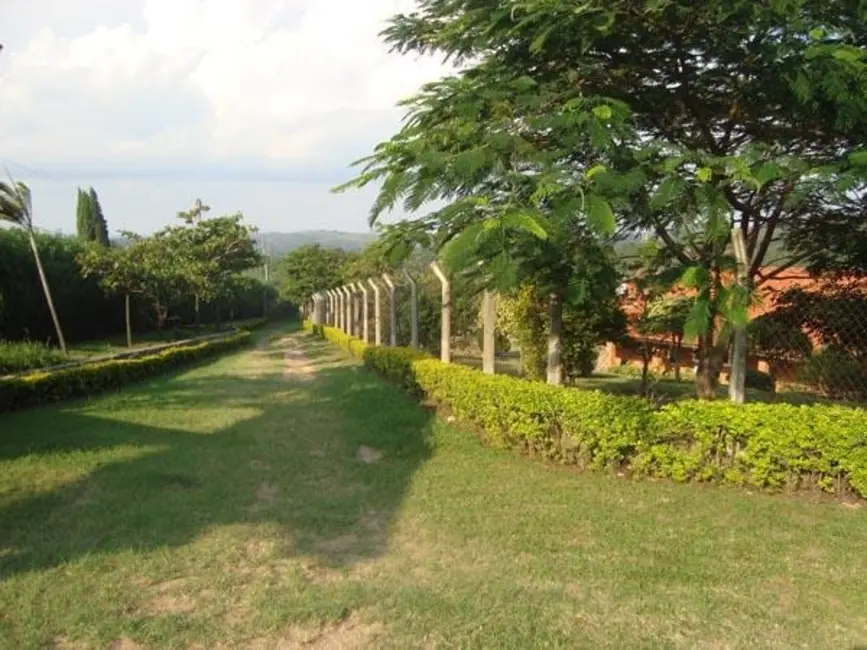 Sítio / Rancho com 4 quartos à venda, 500m2 em Aluminio - SP - imagem 4 Foto 4 de Sítio / Rancho com 4 quartos à venda, 500m2 em Aluminio - SP