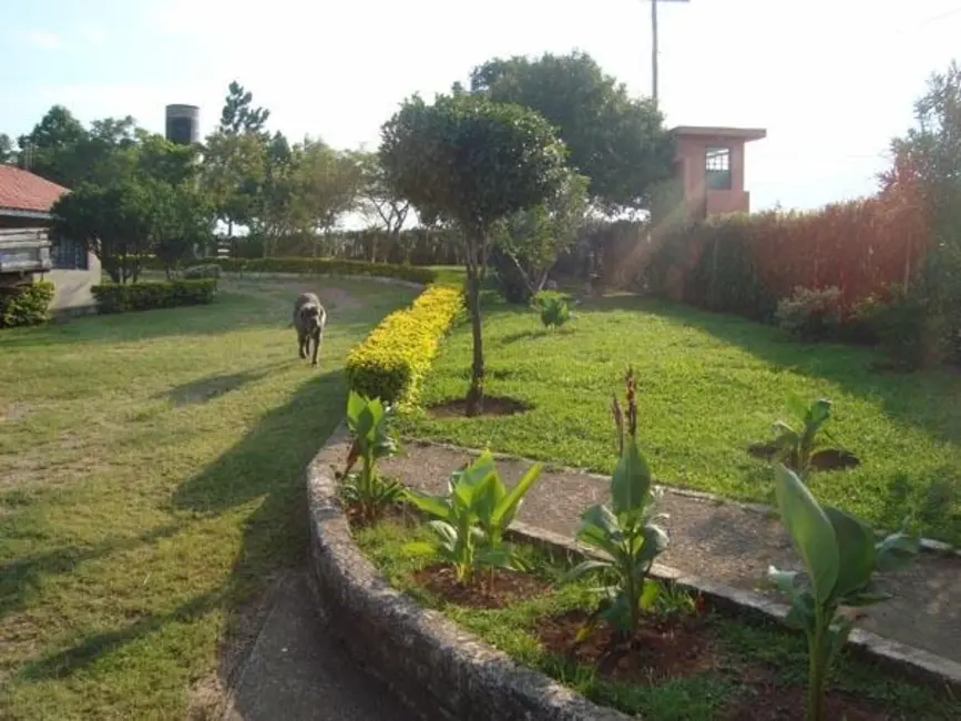 Foto 2 de Sítio / Rancho com 4 quartos à venda, 500m2 em Aluminio - SP