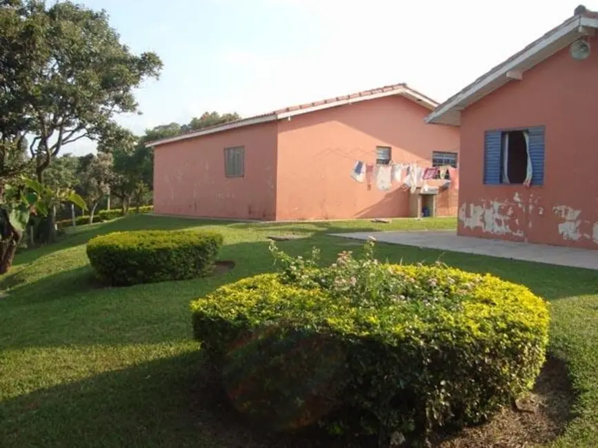 Sítio / Rancho com 4 quartos à venda, 500m2 em Aluminio - SP - imagem 8 Foto 8 de Sítio / Rancho com 4 quartos à venda, 500m2 em Aluminio - SP