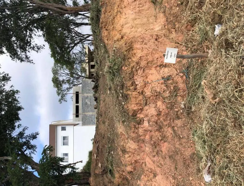 Foto 1 de Terreno / Lote à venda, 175m2 em Aluminio - SP