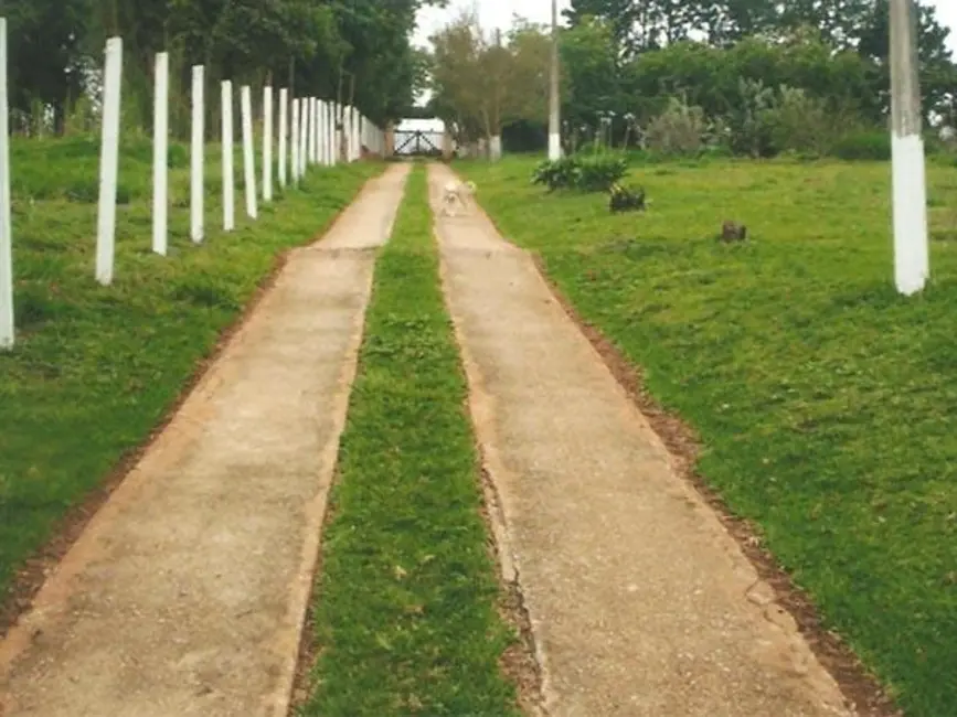 Sítio / Rancho à venda, 21200m2 em Mairinque - SP - imagem 3 Foto 3 de Sítio / Rancho à venda, 21200m2 em Mairinque - SP