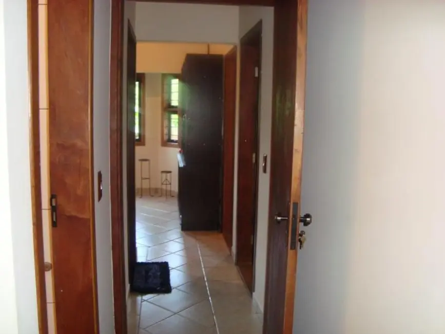 Casa com 2 quartos à venda, 250m2 em Mairinque - SP - imagem 5 Foto 5 de Casa com 2 quartos à venda, 250m2 em Mairinque - SP