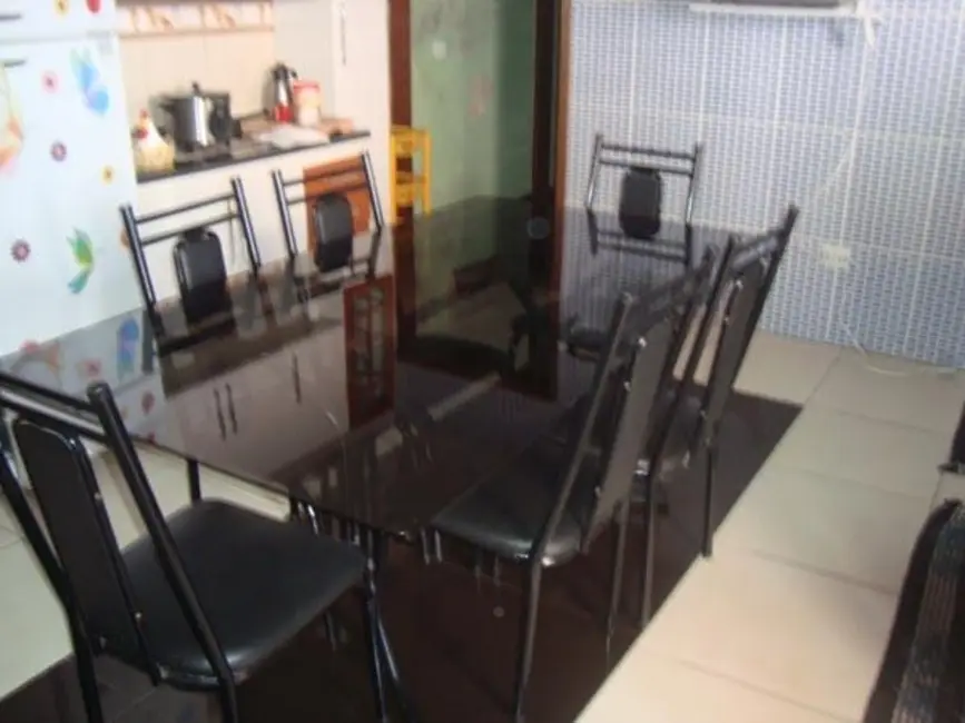 Casa com 2 quartos à venda, 250m2 em Mairinque - SP - imagem 4 Foto 4 de Casa com 2 quartos à venda, 250m2 em Mairinque - SP