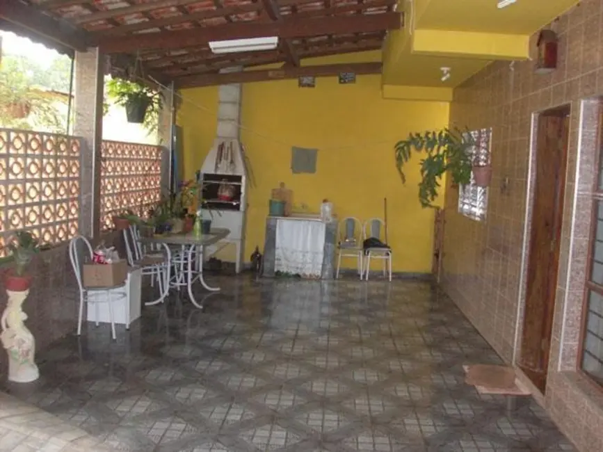 Casa com 3 quartos à venda, 250m2 em Mairinque - SP - imagem 6 Foto 6 de Casa com 3 quartos à venda, 250m2 em Mairinque - SP