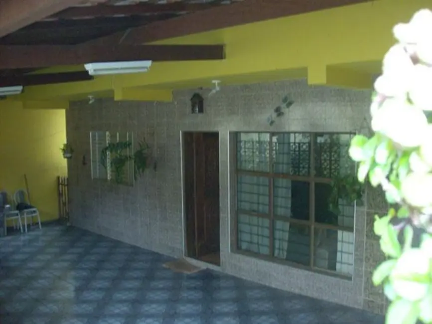 Casa com 3 quartos à venda, 250m2 em Mairinque - SP - imagem 4 Foto 4 de Casa com 3 quartos à venda, 250m2 em Mairinque - SP
