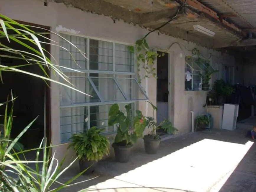 Casa com 4 quartos à venda, 307m2 em Aluminio - SP - imagem 5 Foto 5 de Casa com 4 quartos à venda, 307m2 em Aluminio - SP