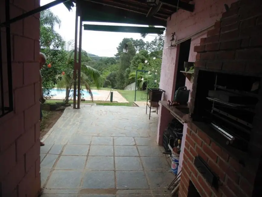 Chácara com 2 quartos à venda, 5000m2 em Mairinque - SP - imagem 6 Foto 6 de Chácara com 2 quartos à venda, 5000m2 em Mairinque - SP