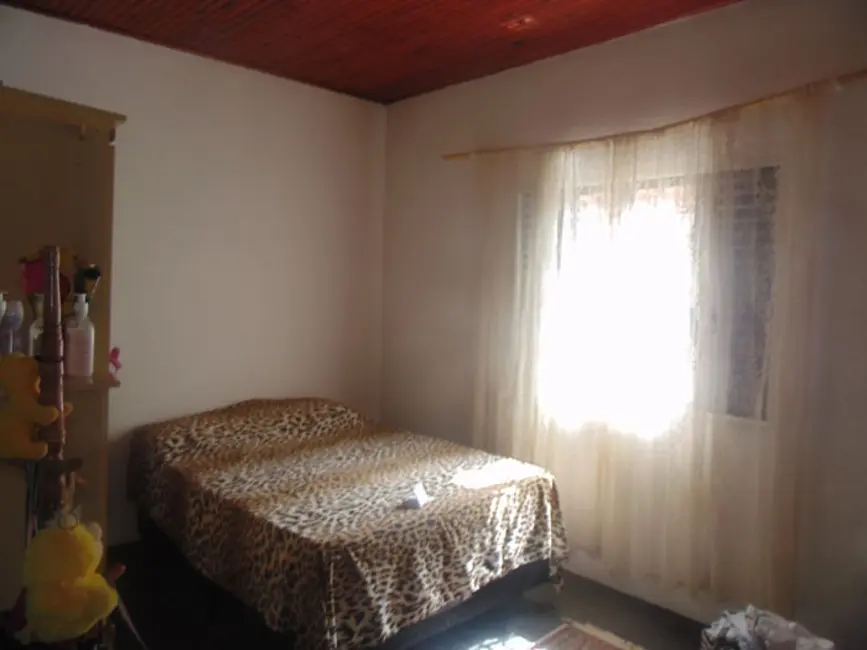 Foto 3 de Casa com 2 quartos à venda, 192m2 em Mairinque - SP