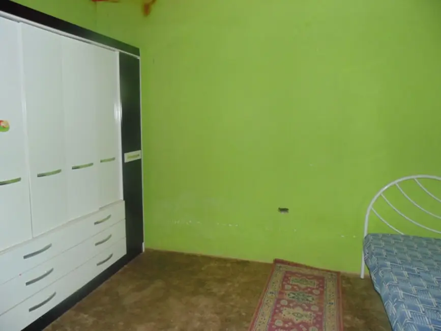 Chácara com 2 quartos à venda, 2260m2 em Mairinque - SP - imagem 3 Foto 3 de Chácara com 2 quartos à venda, 2260m2 em Mairinque - SP