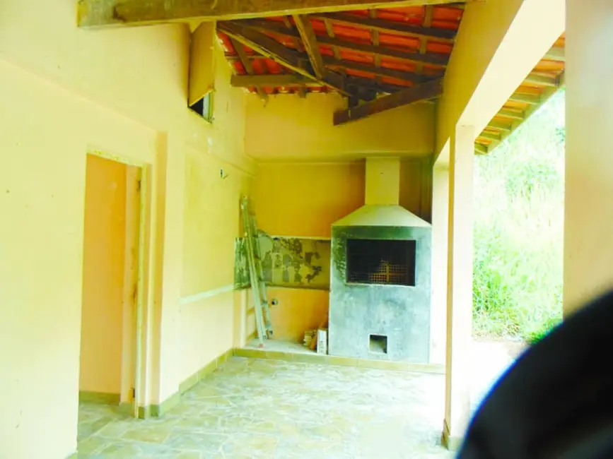 Chácara com 3 quartos à venda, 5000m2 em Mairinque - SP - imagem 4 Foto 4 de Chácara com 3 quartos à venda, 5000m2 em Mairinque - SP