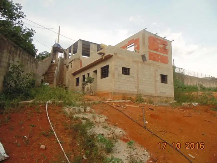 Casa com 2 quartos à venda, 250m2 em Mairinque - SP - imagem 3 Foto 3 de Casa com 2 quartos à venda, 250m2 em Mairinque - SP