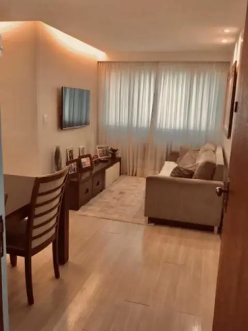 Apartamento com 3 quartos à venda em Rio De Janeiro - RJ - imagem 6 Foto 6 de Apartamento com 3 quartos à venda em Rio De Janeiro - RJ