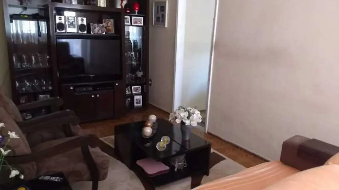 Casa de Vila com 2 quartos à venda, 200m2 em Nova Iguacu - RJ - imagem 7 Foto 7 de Casa de Vila com 2 quartos à venda, 200m2 em Nova Iguacu - RJ