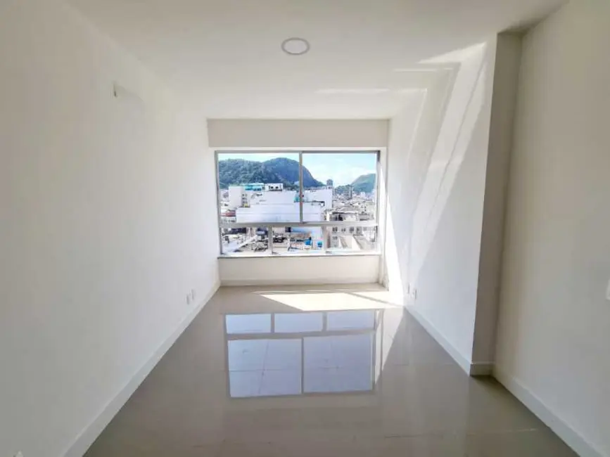 Foto 3 de Apartamento com 3 quartos à venda, 105m2 em Rio De Janeiro - RJ