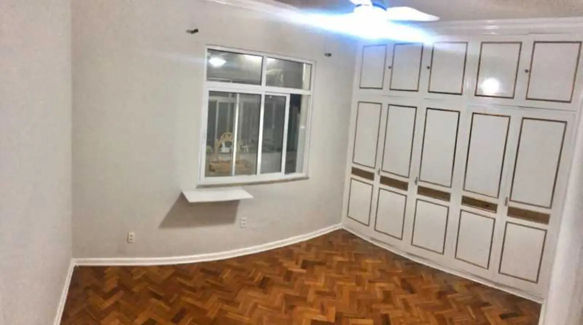 Foto 2 de Apartamento com 3 quartos à venda, 120m2 em Rio De Janeiro - RJ