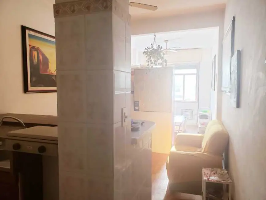 Kitnet à venda, 34m2 em Rio De Janeiro - RJ - imagem 5 Foto 5 de Kitnet à venda, 34m2 em Rio De Janeiro - RJ