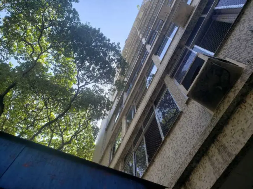 Kitnet à venda em Rio De Janeiro - RJ - imagem 8 Foto 8 de Kitnet à venda em Rio De Janeiro - RJ