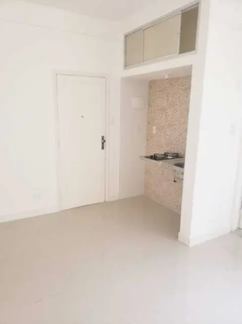 Foto 4 de Kitnet à venda, 20m2 em Rio De Janeiro - RJ