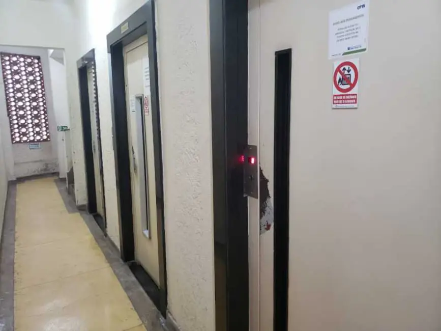 Kitnet com 1 quarto à venda, 38m2 em Rio De Janeiro - RJ - imagem 5 Foto 5 de Kitnet com 1 quarto à venda, 38m2 em Rio De Janeiro - RJ