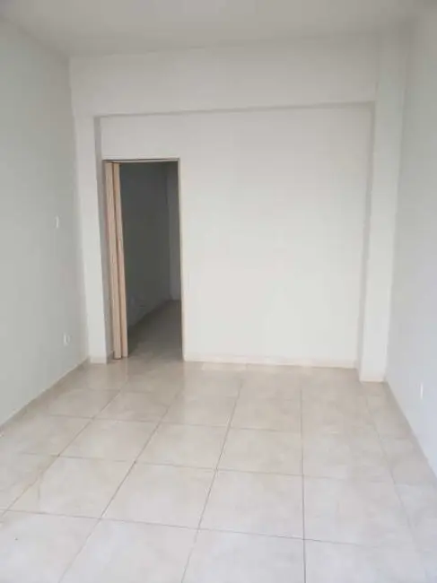 Kitnet à venda, 40m2 em Rio De Janeiro - RJ - imagem 3 Foto 3 de Kitnet à venda, 40m2 em Rio De Janeiro - RJ