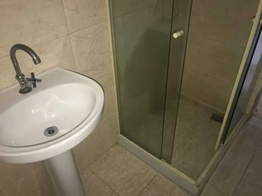 Kitnet com 1 quarto à venda, 34m2 em Rio De Janeiro - RJ - imagem 8 Foto 8 de Kitnet com 1 quarto à venda, 34m2 em Rio De Janeiro - RJ