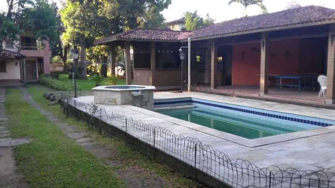 Foto 1 de Casa de Condomínio com 3 quartos à venda, 350m2 em Rio De Janeiro - RJ