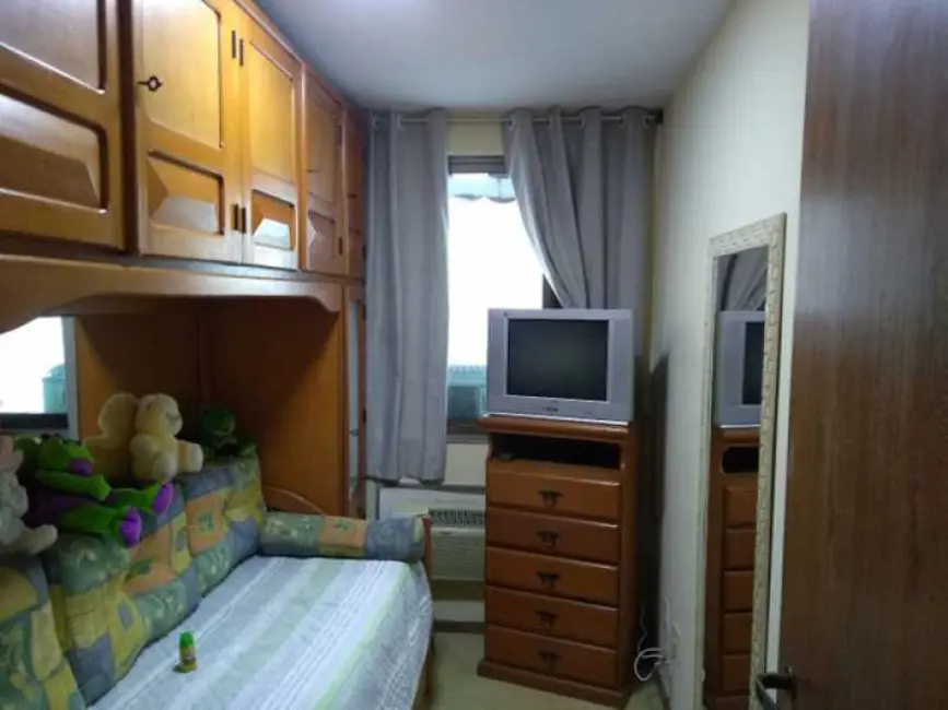 Foto 7 de Apartamento com 4 quartos à venda, 104m2 em Rio De Janeiro - RJ