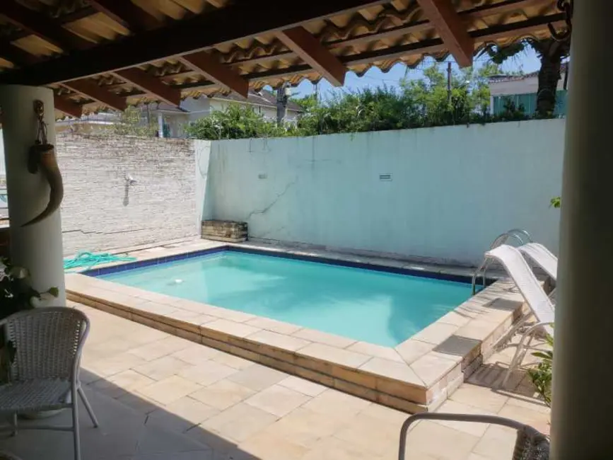 Foto 1 de Casa de Condomínio com 4 quartos à venda, 400m2 em Rio De Janeiro - RJ