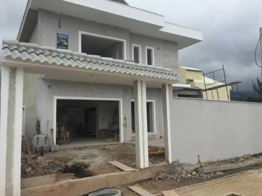 Terreno / Lote à venda, 180m2 em Rio De Janeiro - RJ - imagem 3 Foto 3 de Terreno / Lote à venda, 180m2 em Rio De Janeiro - RJ